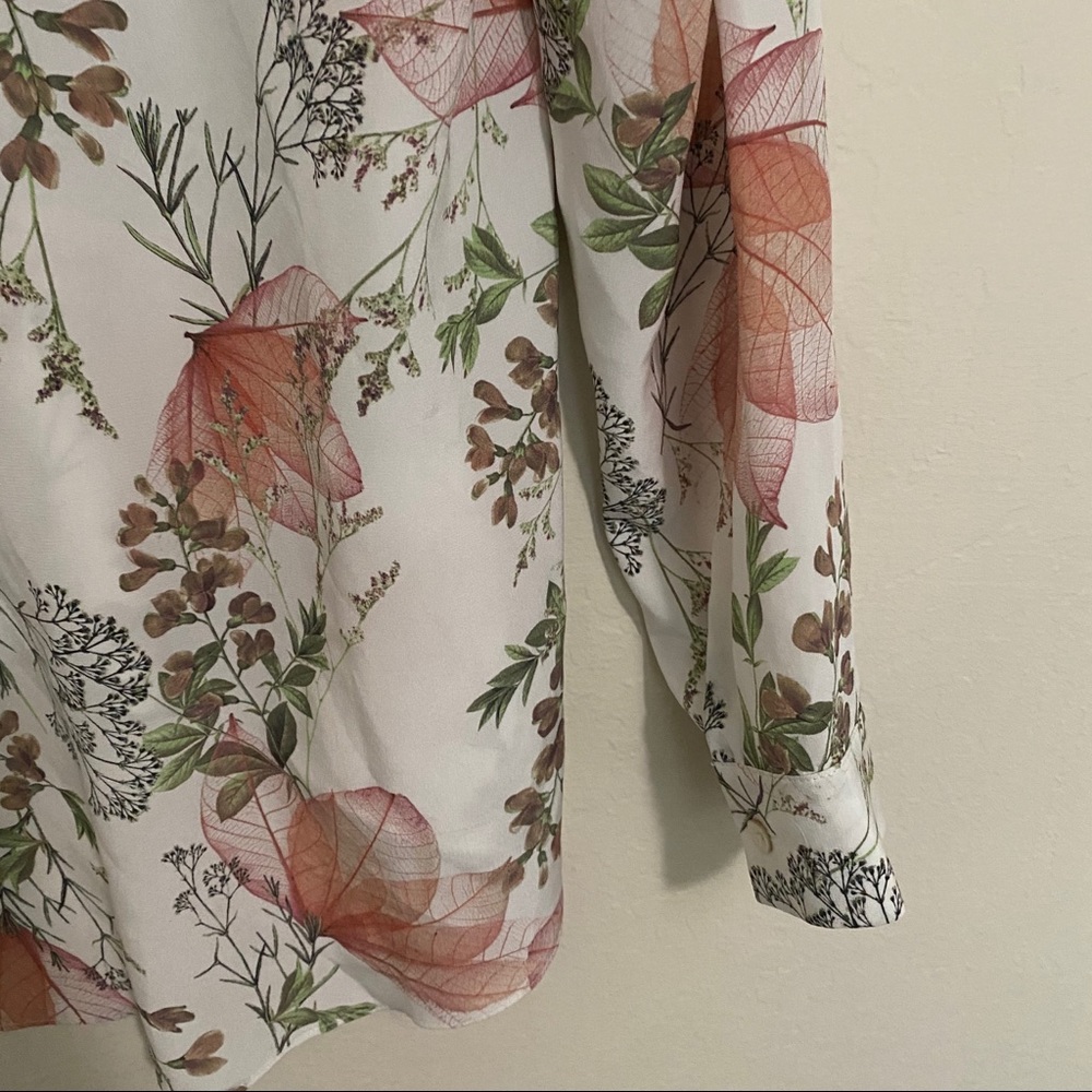 Orvis Women's 100% Silk Floral Button Up Blouse - Picture 12 of 14